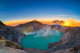 Wisata Terbaru 2024 Gunung Ijen Berikut Informasi Tiket, Fasilitas dan Rutenya Cek Ulasan Lengkapnya Disini