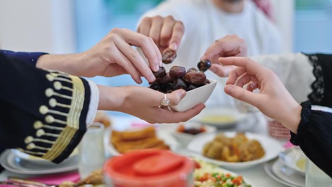 5 Rekomendasi Menu Berbuka Puasa Ramadhan! Sehat dan Bergizi! Simak Daftarnya Yuk