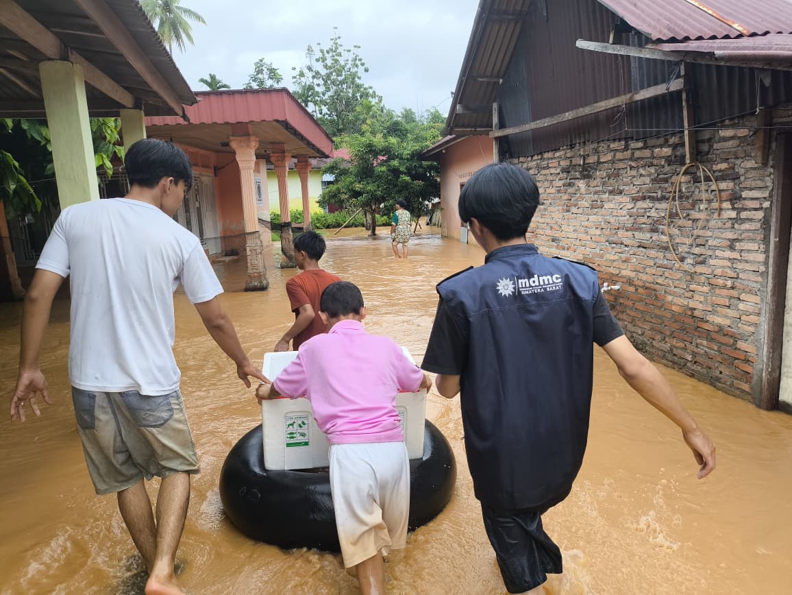 Relawan MDMC Dikerahkan, Muhammadiyah Fokus Bantuan Kesehatan, Air Bersih dan Hunian Darurat di Sumatra