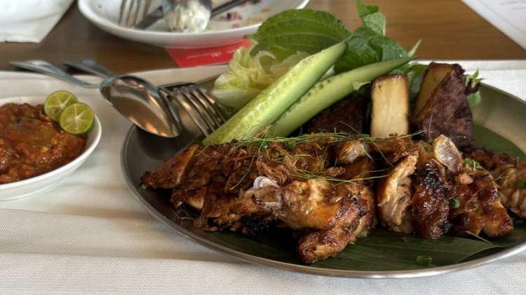 Silk Bistro Kolaborasi Kuliner Modern dan Tradisi Nusantara yang Memanjakan Lidah