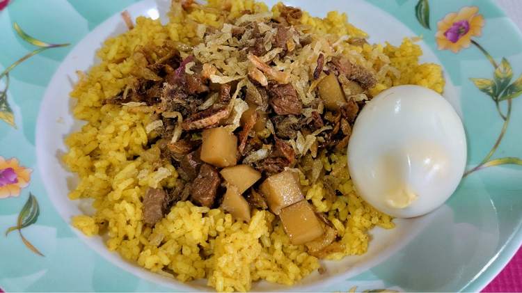 Menjelajah Kuliner Halal di Manado Terbaik di Pesisir Teluk yang Berkesan dan Nikmat
