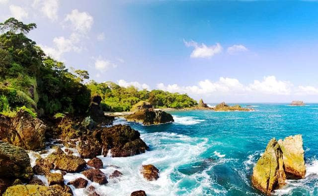 Menjelajah Wisata Terbaru 2024 Pantai Sawarna, Simak Aktivitas Seru Sambil Menikmati Suasana Alam Berikut Ini