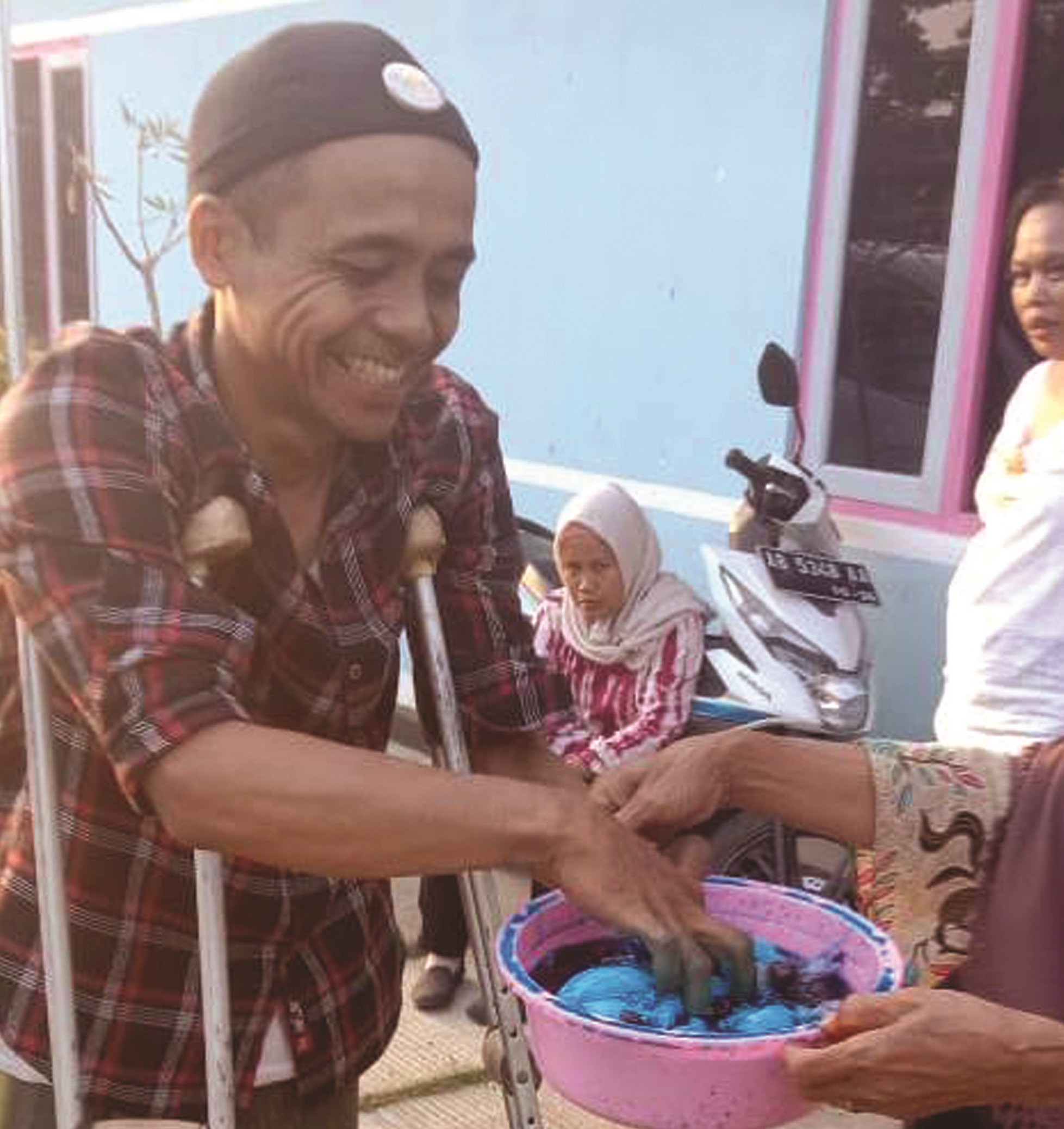 Kelompok Disabilitas Desa di Kabupaten Purworejo Dilatih Pasarkan Produk Batik Jumputan