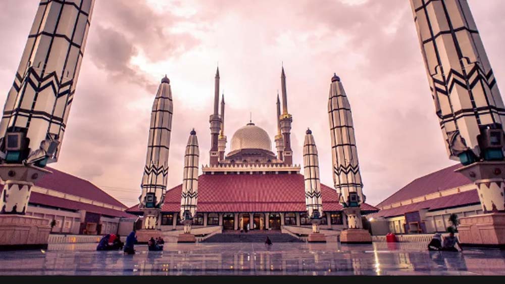 Anda Ingin Berlibur? Berikut 6 Rekomendasi Wisata Yang Wajib Kalian Kunjungi Di Semarang