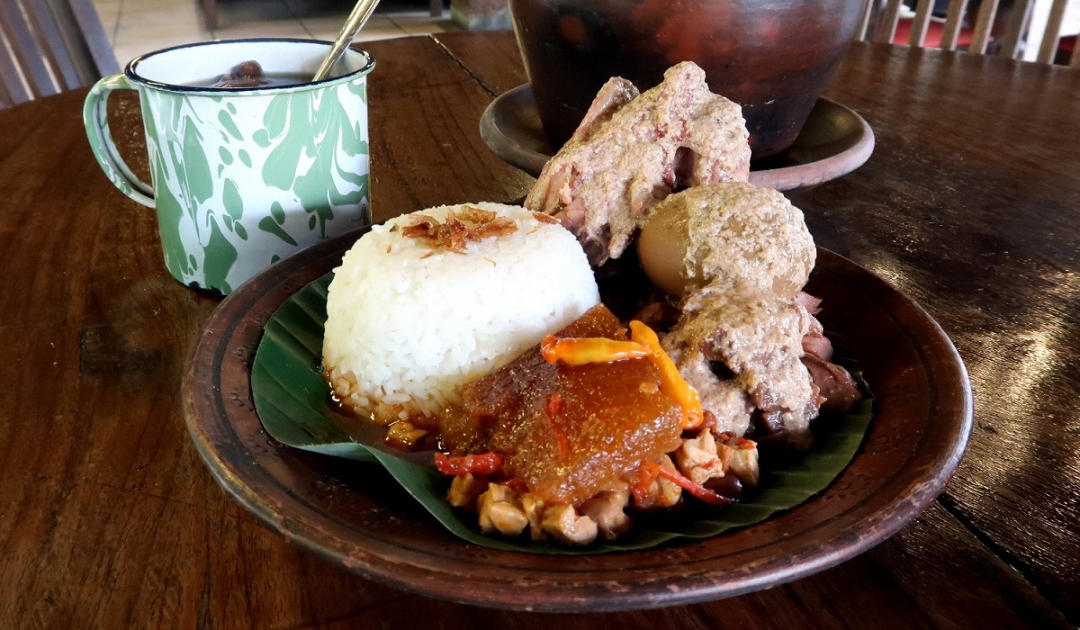 3 Rekomendasi Kedai Gudeg Jogja Punya Rasa Lezat dan Otentik, Cek Daftarnya Disini