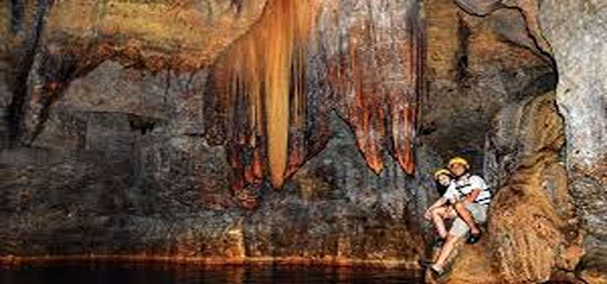 Temukan Keajaiban! 8 Tempat Wisata Goa Seru di Indonesia, Tercantik Dengan Pemandangan Menakjubkan