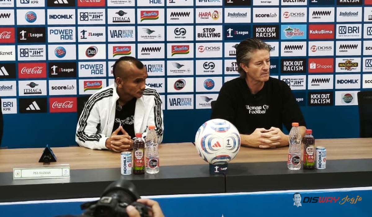 Pieter Huistra Sesalkan Kartu Merah Stefan Ashkovski, Sebut Permainan PSS Sleman Berubah