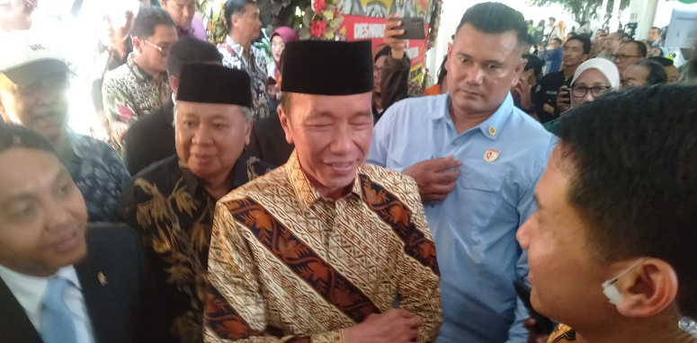 Jokowi Ucapkan Selamat Ulang Tahun ke-74 untuk Presiden Prabowo Sekaligus Puji Kinerja Pemerintahannya