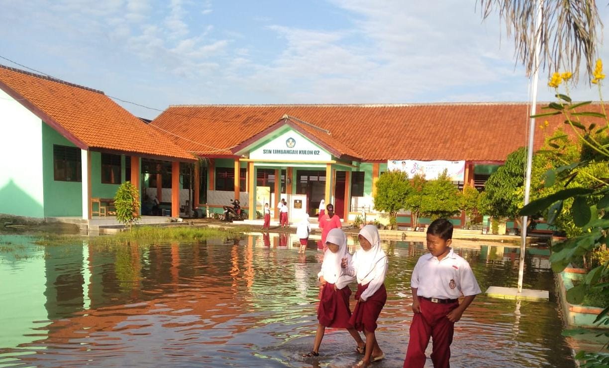 Dua SDN Limbangan Kulon Terkepung Genangan, Usai Diguyur Hujan Semalaman