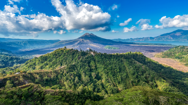 Berikut Ini Rekomendasi Gunung Berapi Paling Memukau di Indonesia, Cek Referensi Selengkapnya Disini