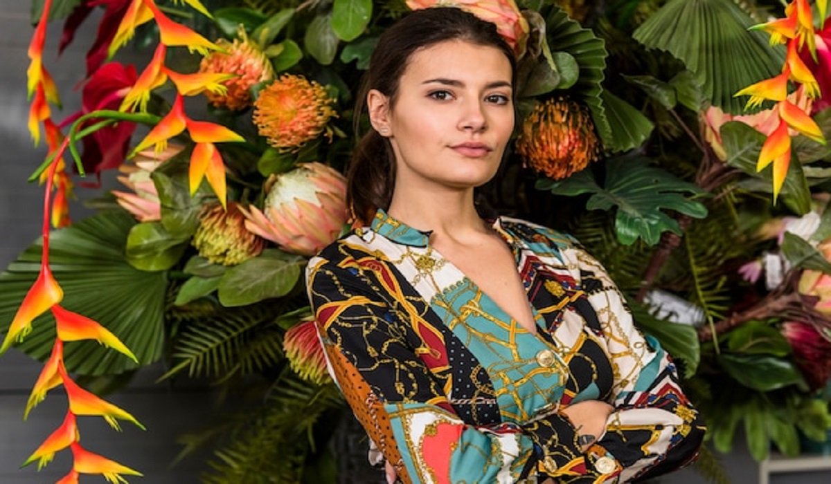 Visual yang Tenang dan Modis, Inilah 5 Model Batik Wanita yang Punya Nuansa Vintage