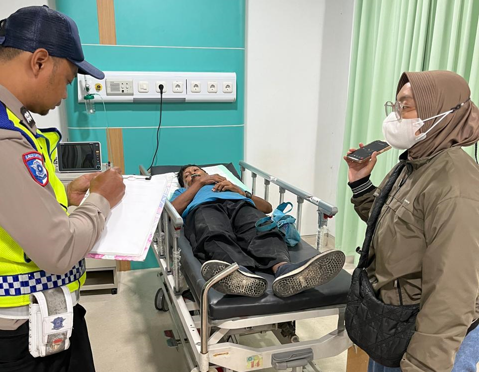 Terobos Lampu Merah, Dua Motor Tabrakan di Simpang Empat Madukismo Bantul