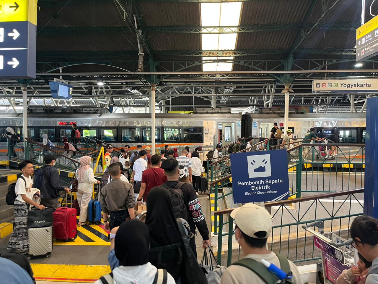 Arus Mudik Kereta Mulai Ramai, 51 Ribu Pemudik Padati Yogyakarta