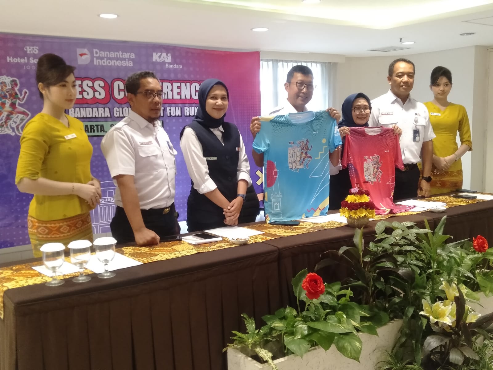 3.500 Peserta Bakal Ramaikan KAI Bandara Glow Night Fun Run 90’s di Yogyakarta