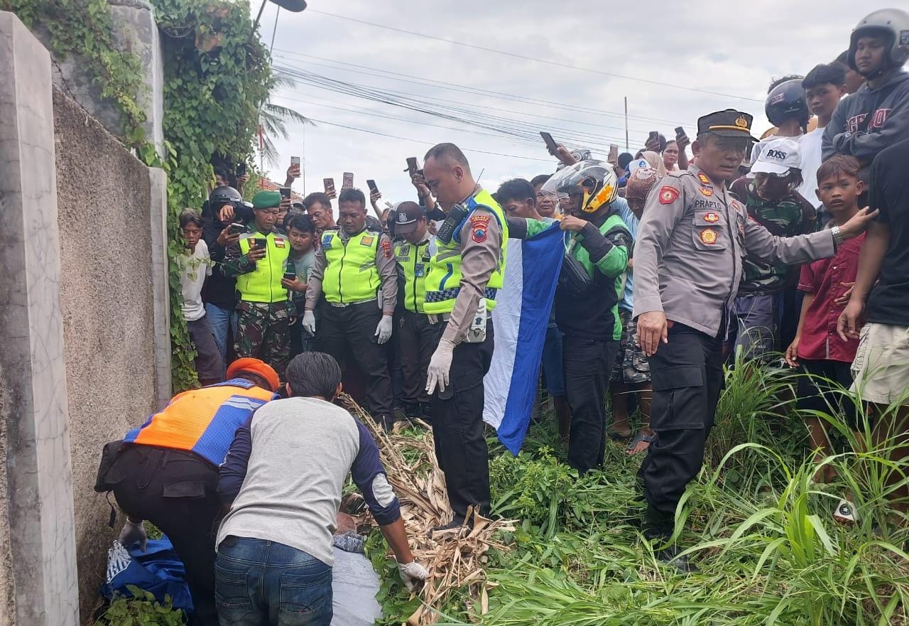 Bruak!! Gara-gara Kebablasan, Pemuda Pengendara Sepeda motor Matic Meninggal Tertemper Kereta Barang