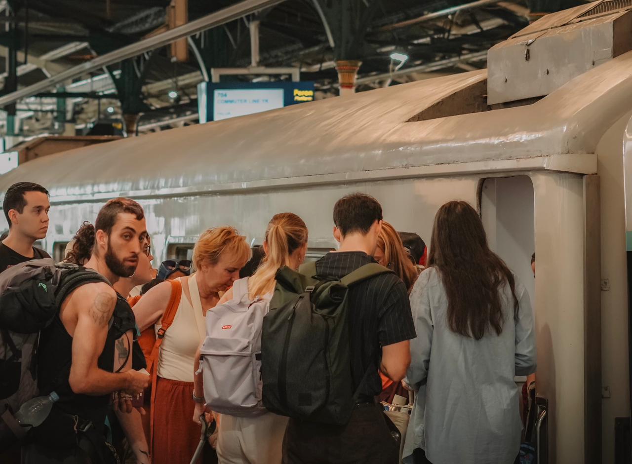 Wisatawan Mancanegara Serbu Yogyakarta Saat Nataru, Pengguna Kereta Api Tembus 13 Ribu
