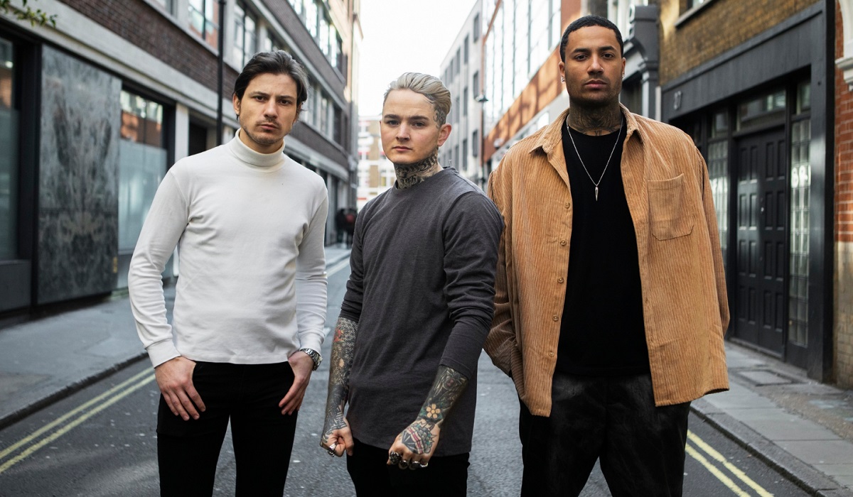 Tampilan Unik dan Penuh Gaya, Simak 5 Ide Vintage Outfit untuk Pria yang Akan Tingkatkan Visualmu