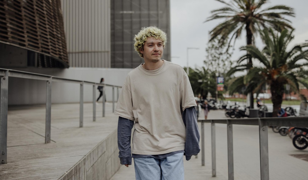 Nyaman dan Cocok di Berbagai Acara, Simak 5 Paduan Outfit Oversize Style untuk Pria Tahun 2025