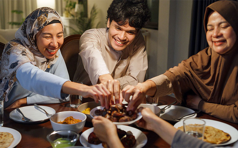 6 Menu Buka Puasa Sehat Selama Bulan Ramadan, Bonusnya Melangsingkan Tubuh 