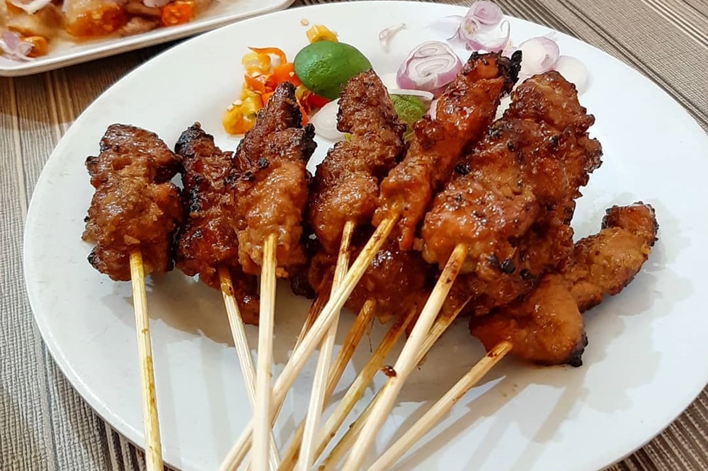 Cari Kuliner Non Halal di Semarang yang Lezat? Ini 5 Pilihannya untuk Memanjakan Lidah