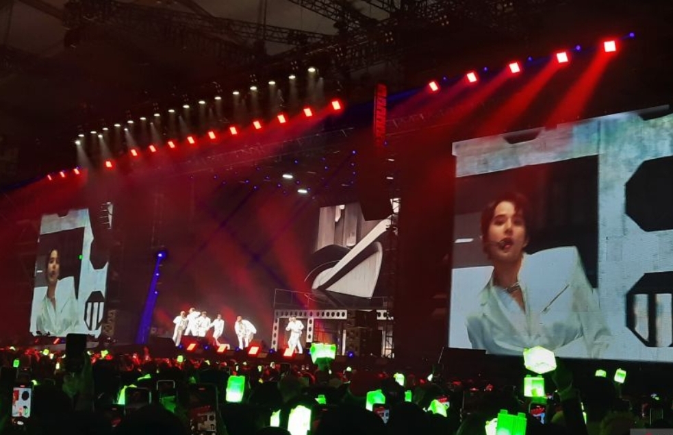 Konser NCT 127 di DSD Dihentikan, 30 Orang Pingsan Karena Berdesak-desakan, Polisi Bilang Begini