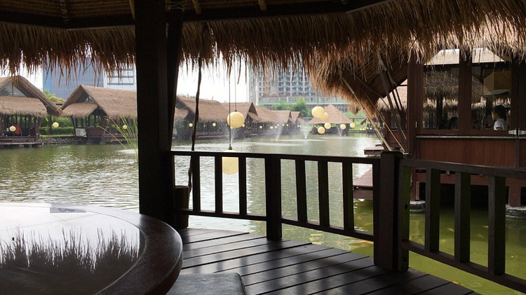 Destinasi Kuliner Bernuansa Alam dan Tradisional di Jakarta Barat