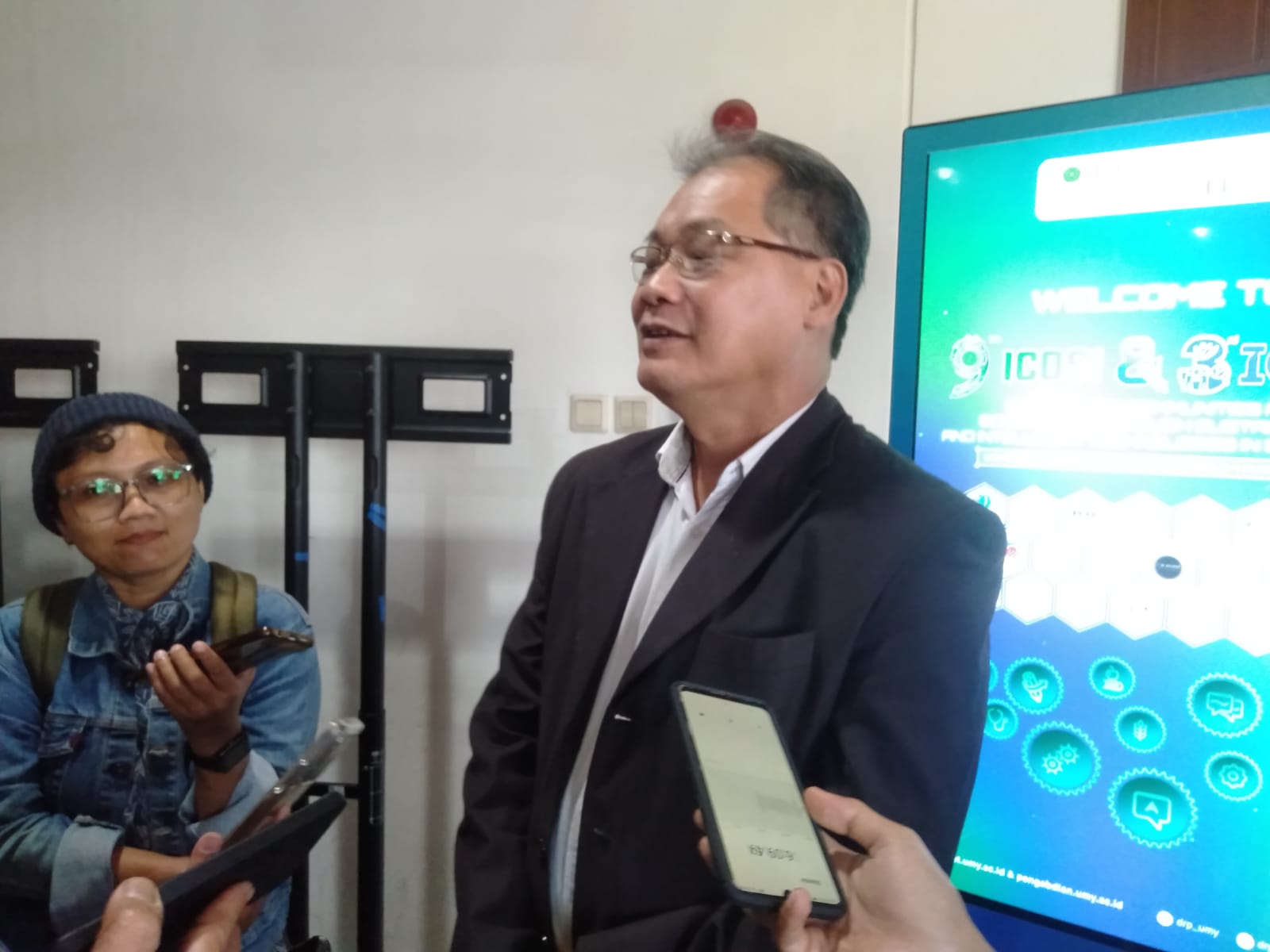 Rektor UMY Tak Larang Mahasiswa Kibarkan Bendera One Piece, Sebut Simbol Protes Sosial