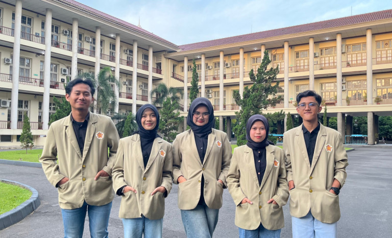 Fermaze UGM, Mengubah Limbah Ayam Jadi Suplemen Bernutrisi untuk Peternakan Ramah Lingkungan