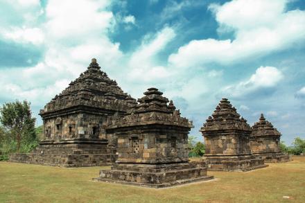 Nikmati Sunset Merona Merah di Wisata Terbaru 2024 Candi Ijo Yogyakarta Dijamin Puas, Tiket Cuma 7 Ribuan Loh