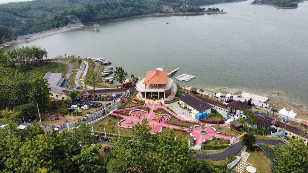 Estetik! Wisata Terbaru 2024, Pesona Waduk Cacaban Tegal? Misteri Dibalik Pemandangan Alam yang Indah!