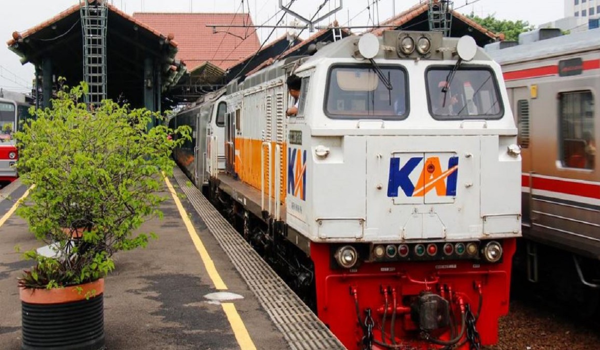 Sambut Libur Akhir Pekan, KAI Daop 6 Yogyakarta Siapkan Kereta Tambahan dengan Berbagai Tipe