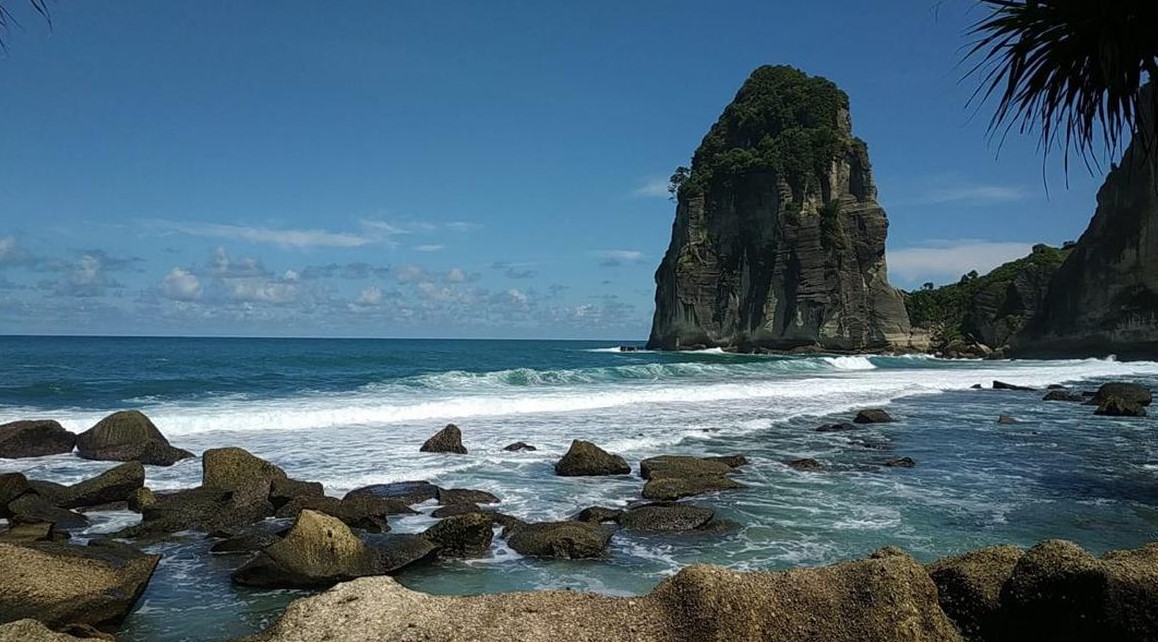 Tips Liburan Murah Pacitan! Nikmati Wisata Terbaru 2024, Liburan Seru Tanpa Mengeluarkan Biaya Banyak? Gaskeun