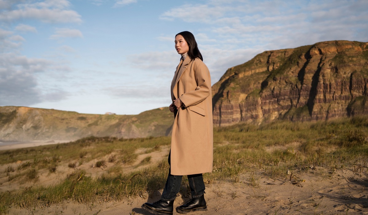 Tampilan Unik dan Personal, Simak 5 Ide Outfit Earth Tone untuk Wanita yang Anggun dan Mempesona