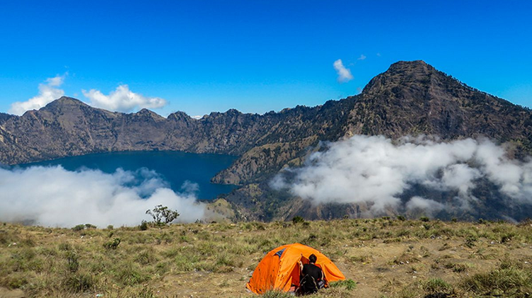 Panduan Mendaki Gunung Rinjani Yang Harus Kamu Tahu