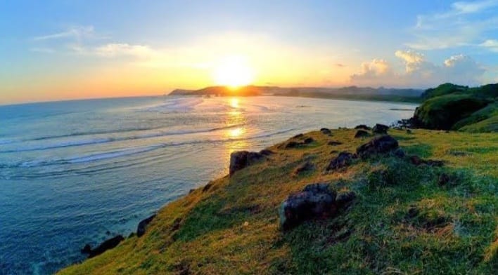 Jelajahi Wisata Terbaru 2024 Bukit Merese Lombok, Panorama 360 Derajat Sangat Spektakuler