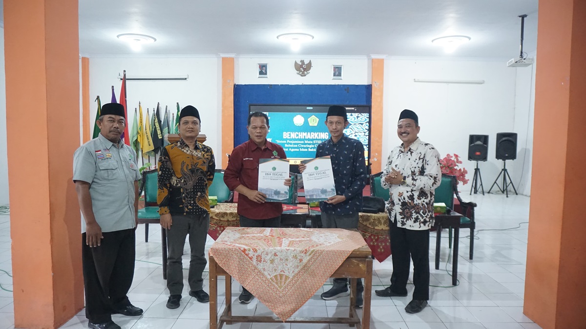 STID Al Biruni Cirebon Studi Banding ke IBN Tegal, Lakukan Penandatanganan Nota Kesepahaman