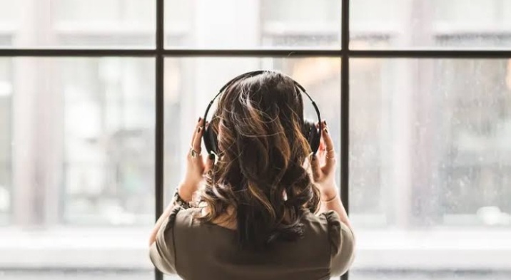 10 Manfaat Mendengarkan Musik untuk Kesejahteraan Fisik dan Mental