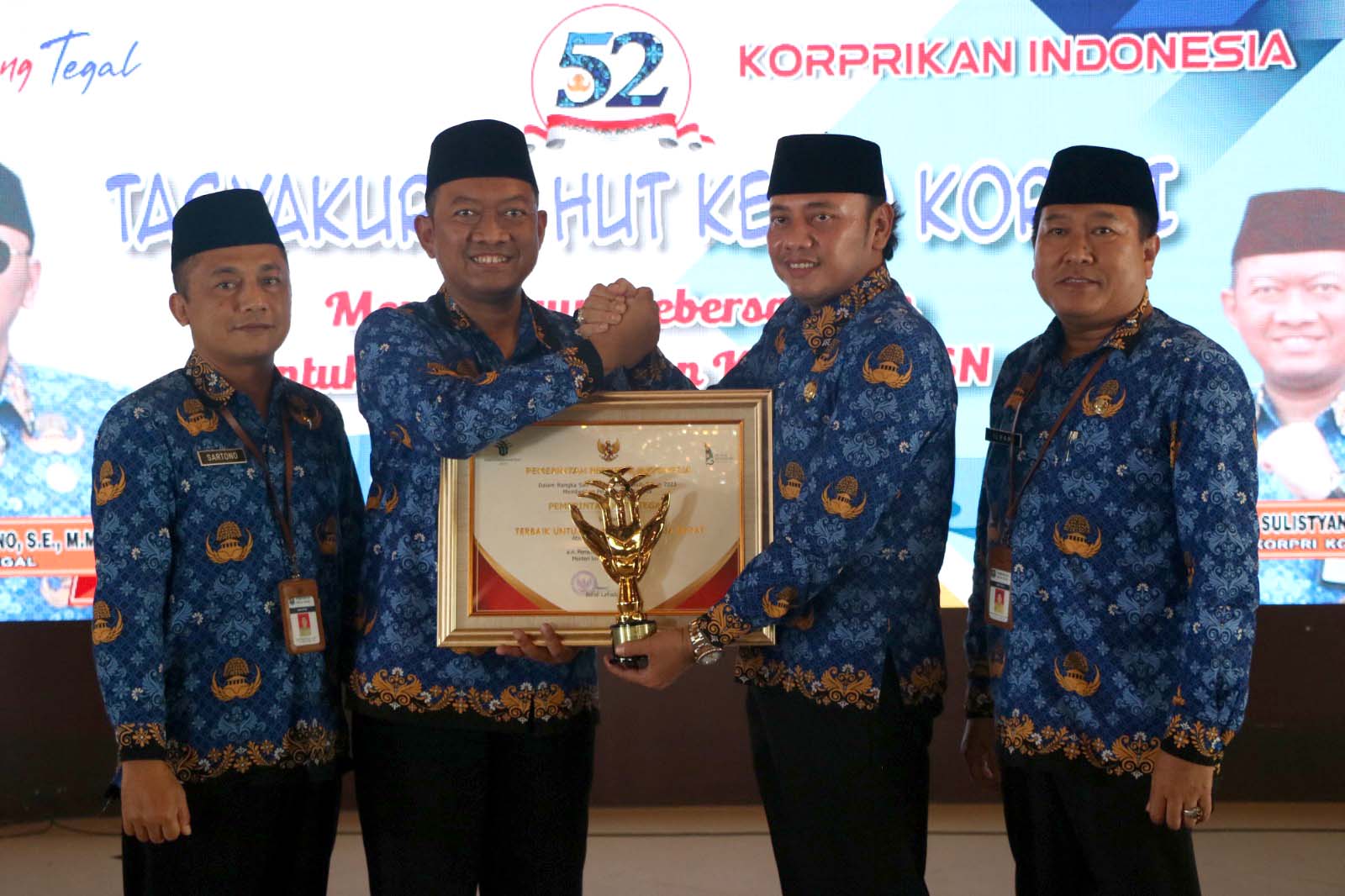 Pemkot Tegal Raih Penghargaan Anugerah Layanan Investasi Bahari dari Kementerian Investasi/BKPM