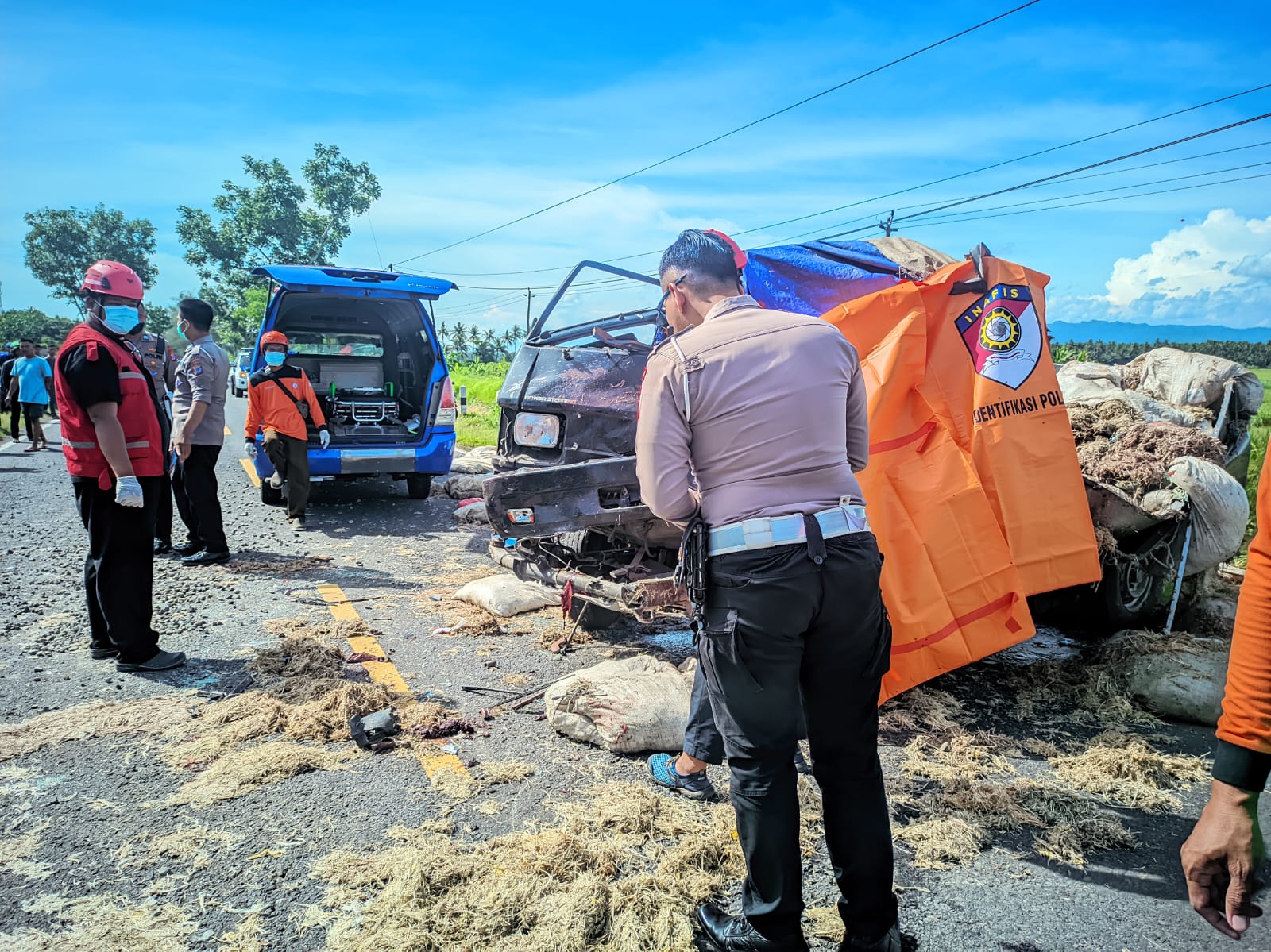 Pick Up Tabrak Dump Truck di Panjatan, Satu Penumpang Meninggal Dunia