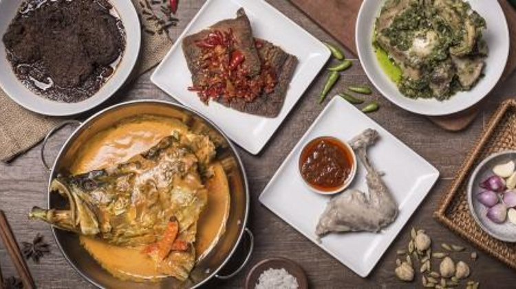 Sangat Rekomendasi, Berikut Daftar Restoran Baru di Surabaya Dengan Menu Beragam Dijamin Menggugah Selera