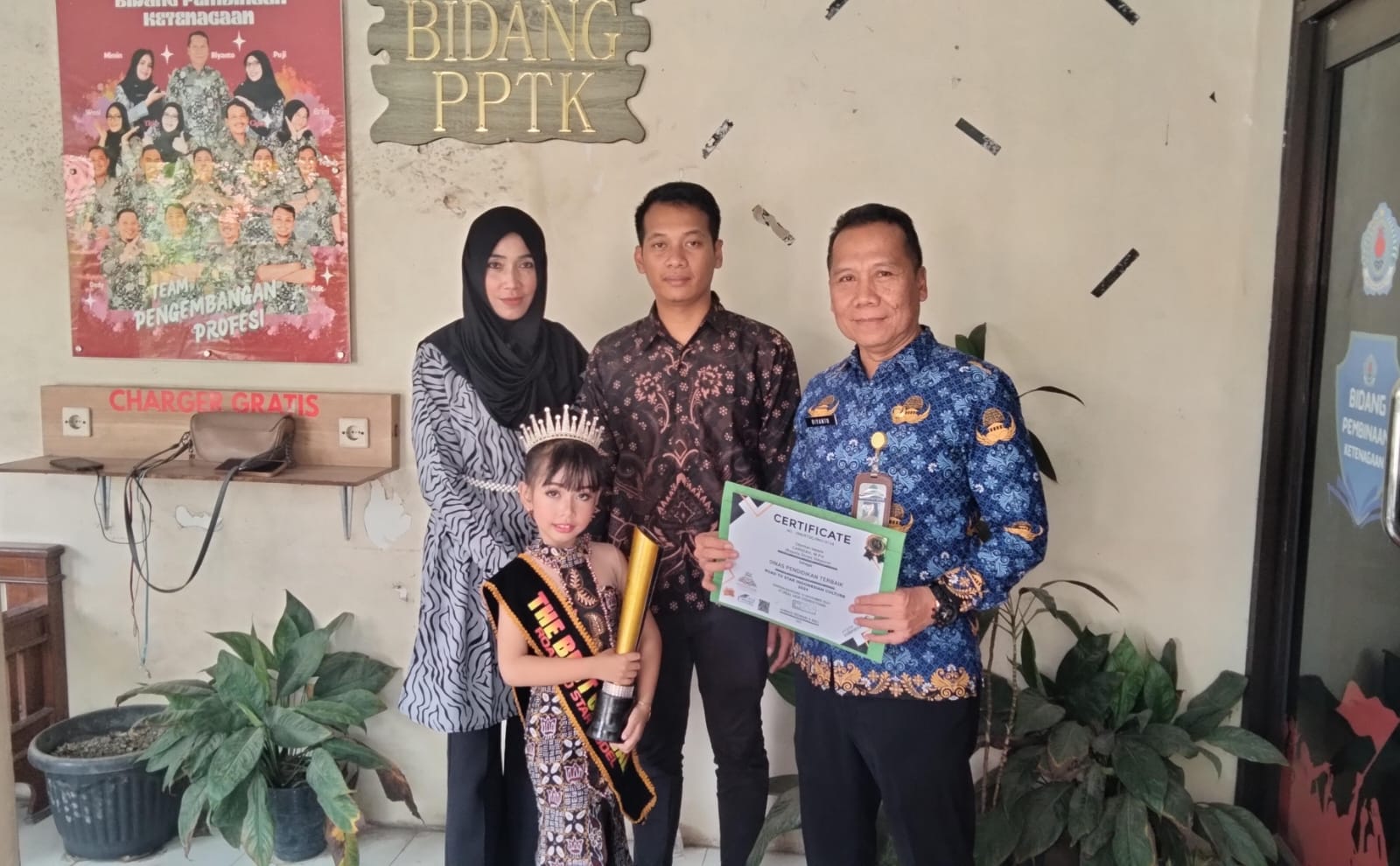 Allea Natasya Putriyani Harumkan Kabupaten Brebes Tingkat Nasional, Juara 1 Top Model Borong 6 Penghargaan