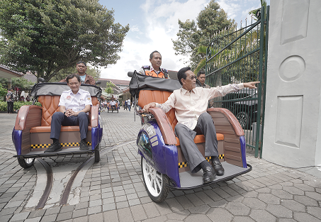 Sri Sultan Uji Coba Becak Listrik, Tegaskan Bentor Akan Dihapus dan Dimusnahkan