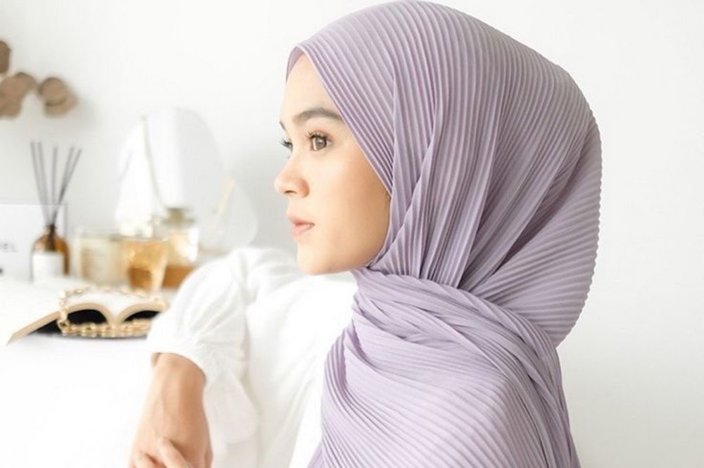 Tutorial Hijab Pashmina Plisket Berbagai Model, Super Simpel, Stylish, dan Mudah Diikuti