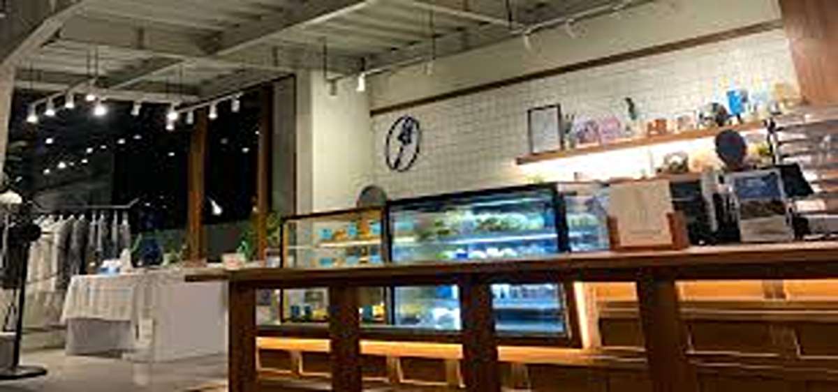 Menarik dan Tenang! Rekomendasi Cafe Asyik Blitar 2025, Hits dan Kekinian Banget Dijamin Betah Berlama-Lama