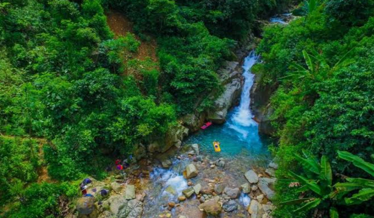 Wisata Terbaru 2024 Curug Cibaliung: Aktivitas Menarik, Tiket Masuk hingga Rute Perjalanan