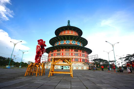 Biaya Terjangkau Layaknya Selfie Di Beijing: Wisata Terbaru 2024 Pagoda Tian Ti Surabaya, Cek Disini