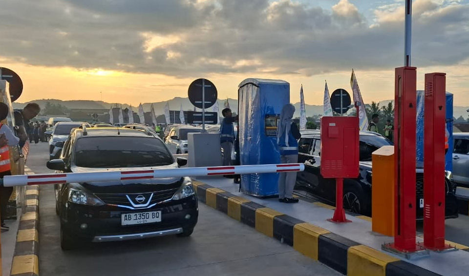 Arus Kendaraan di Tol Purwomartani Melonjak, Polisi Siapkan Pengalihan Arus ke Prambanan