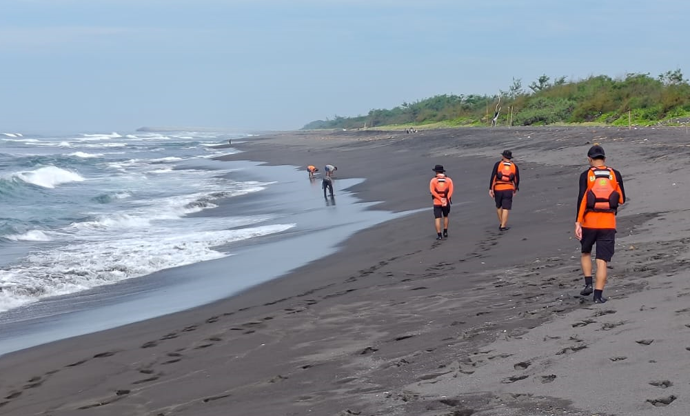 Hari Ketujuh, SAR Hentikan Pencarian Korban Kapal Terbalik di Congot Kulon Progo 