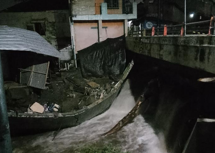 Hujan Lebat dan Angin Kencang Landa Kota Yogyakarta, Talud Ambrol dan Rumah Tergenang