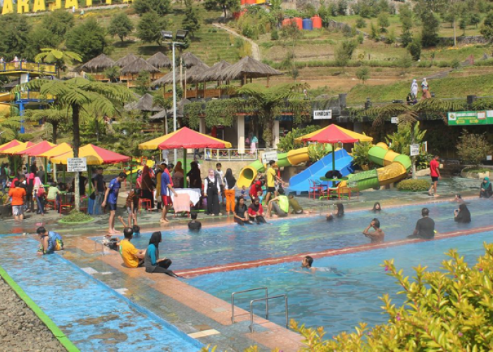 Wisata Garut Paling Hits, Menikmati Sensasi Mandi Air Panas Alami di Darajat Pass 